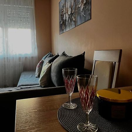 סומבור Apartman Milkovic 2 מראה חיצוני תמונה
