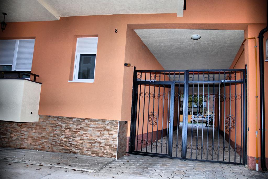 סומבור Apartman Milkovic 2 מראה חיצוני תמונה